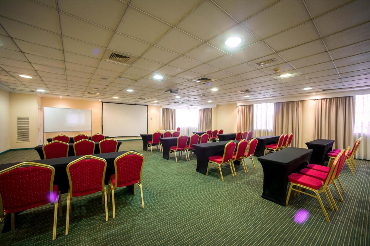Hotel Diego De Almagro Concepción Extérieur photo